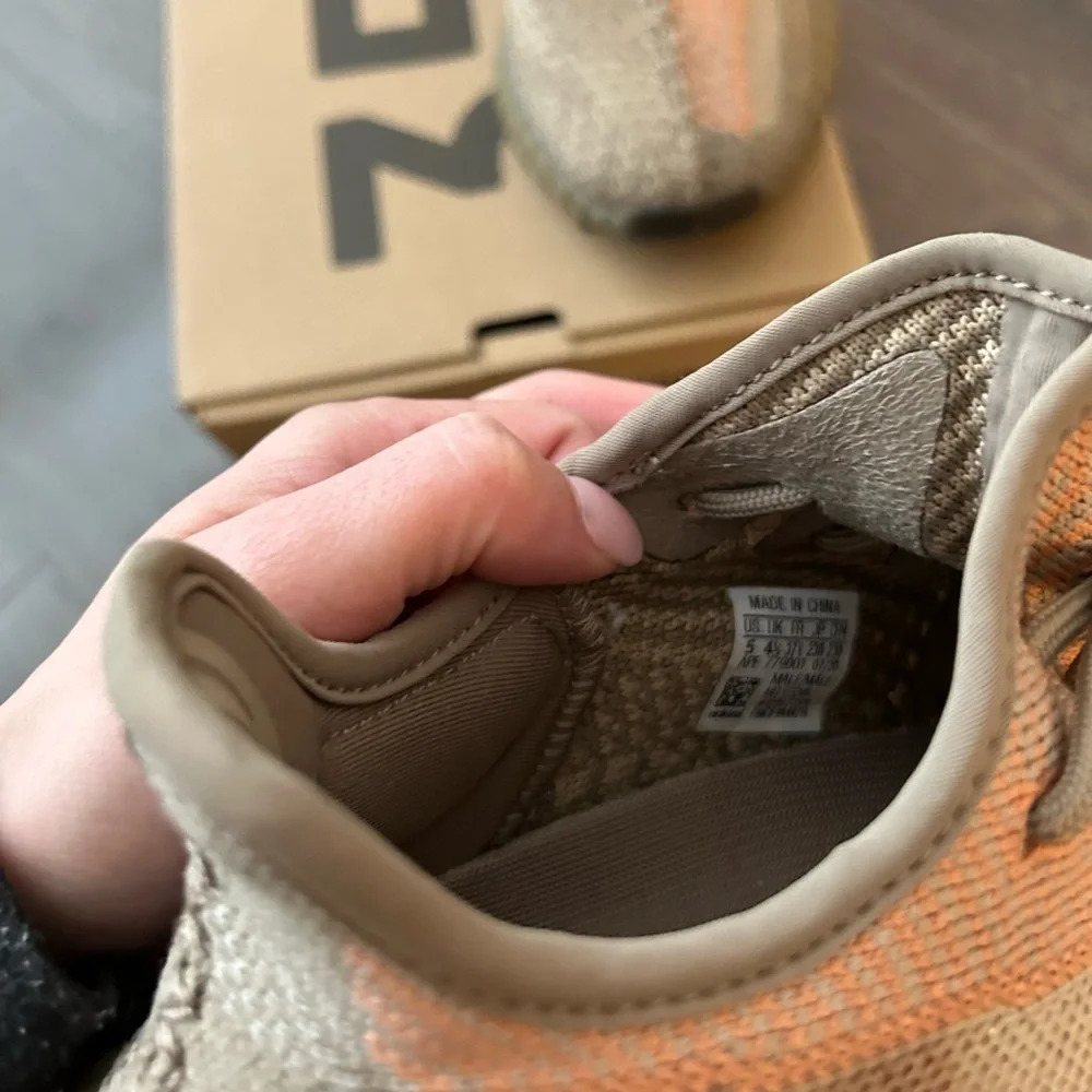 Adidas Yeezy Boost 350 V2 Sand Taupe size 5 - Picture 7 of 10